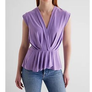 Express Lavender Peplum Wrap Top NWT M Lilac Sleeveless
Flowy Preppy